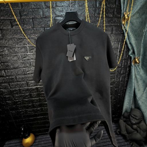 CAMISETA PRAD@ (Tallaje oversize)