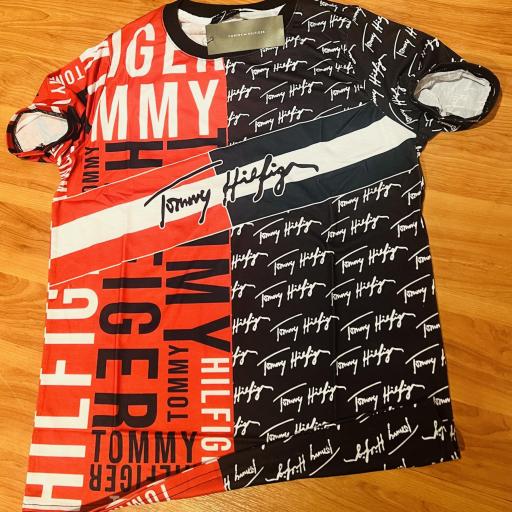 CAMISETA TOM NEGR