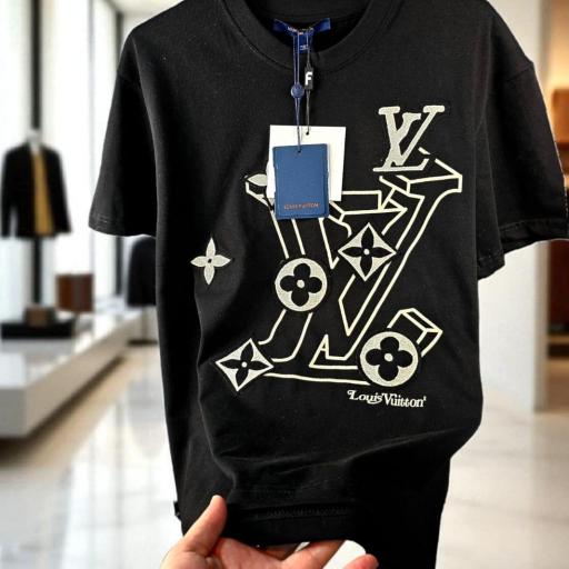 CAMISETA LV
