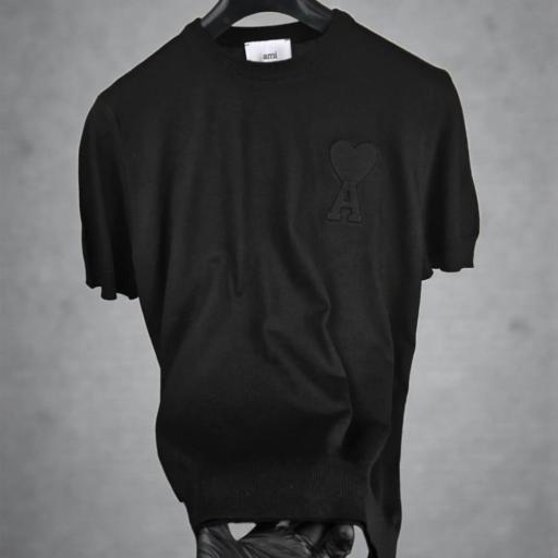 CAMISETA AMI PARIS (NEGRA)