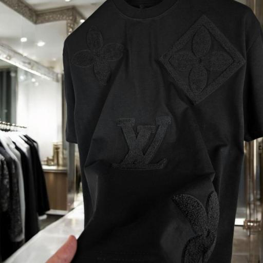 CAMISETA LV