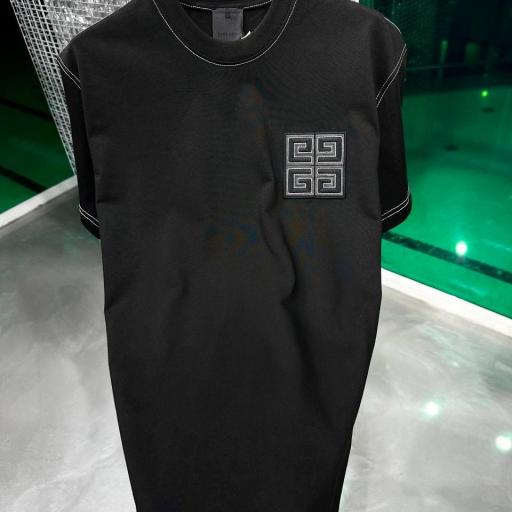 CAMISETA GIVENCHY