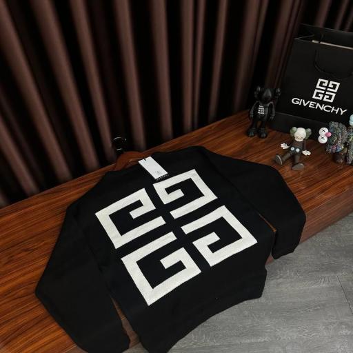 JERSEY GIV€NCHY [1]