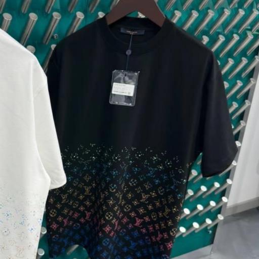 CAMISETA LV (NEGRA)