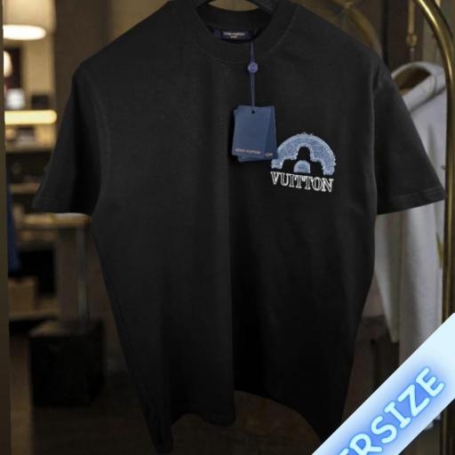 CAMISETA LV (OVERSIZE)