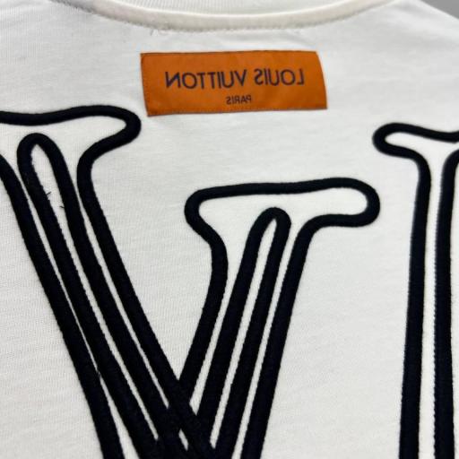 CAMISETA LV  (BORDADA) [1]