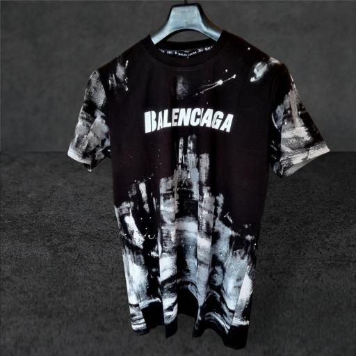 CAMISETA BALENCIAG@