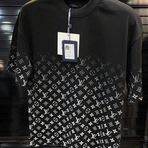 CAMISETA LV