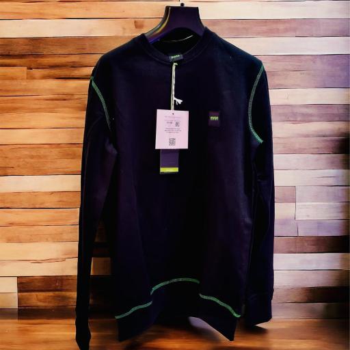 SUDADERA BOSS NEGRO (Talla Justa)