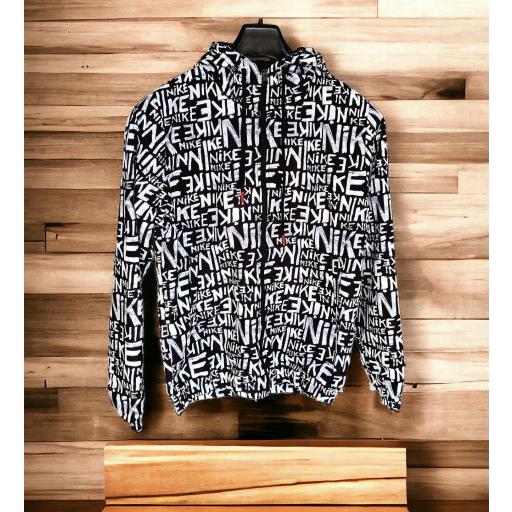 CHAQUETA NIKE
