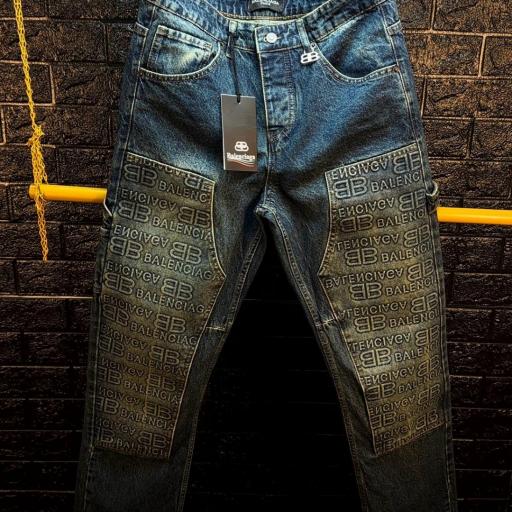 VAQUERO BALENCIAG@ (FLX)