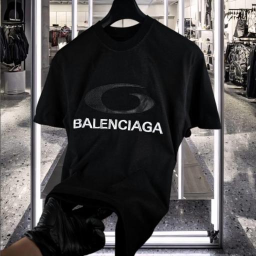 CAMISETA BALENCIAG@