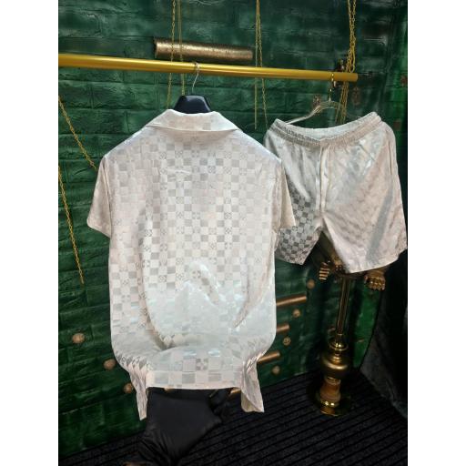 CONJUNTO LV  (Tejido Especial) [1]