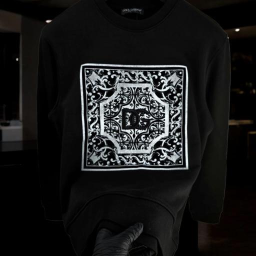 SUDADERA DG (BORDADA)