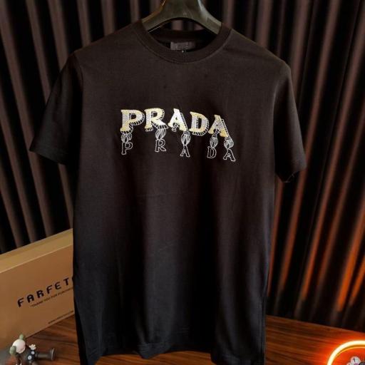 CAMISETA PRAD@ ( NEGRA )