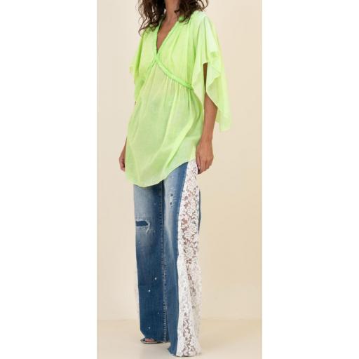 Pantalon encaje en un lado [3]