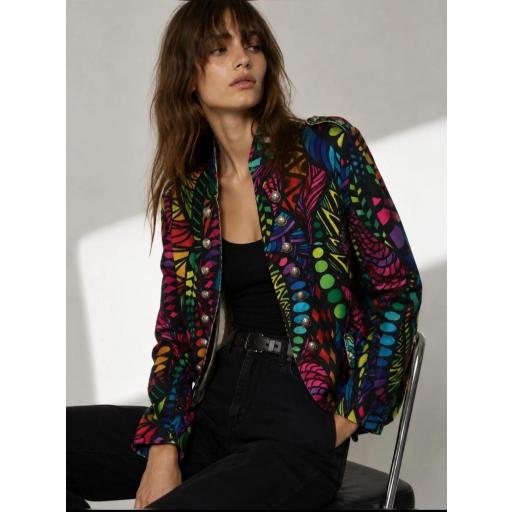 Chaqueta estilo militar colores