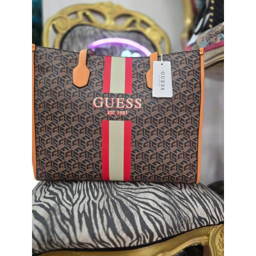BOLSO GUESS SHOPPER SILVANA LOGO [1]