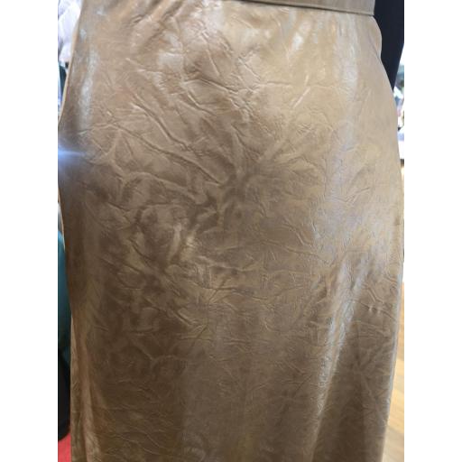 FALDA EFECTO PIEL [3]