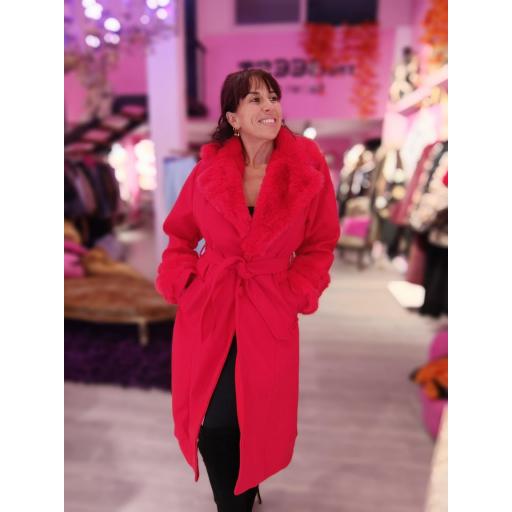 ABRIGO ROJO N UEVA COLECCION
