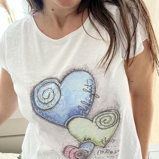 Camiseta de algodòn corazones