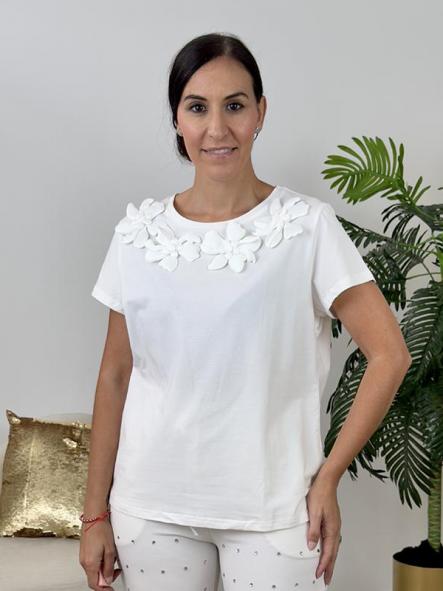 Camiseta Flor Blanca