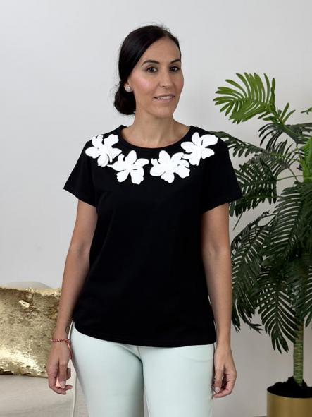 Camiseta Flor Negra [1]