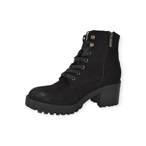 BOTIN NEGRO LAZO SUELA GOMA MUSTANG 57511 [3]