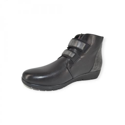 BOTIN NEGRO DOS VELCROS AMARPIES 13316 [3]