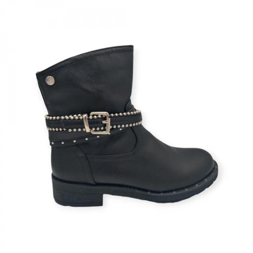 BOTIN NEGRO PIEL ADORNO CORREA BOLAS PLATEADAS XTI 48497