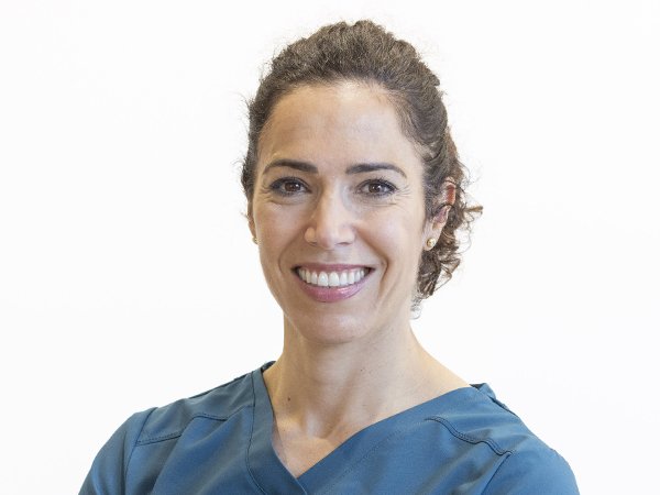 odontologa-zaragoza-maria-dolores-regano@x768 - copia.jpg