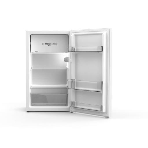 Minicocina con fregadero, vitrocerámica y frigorífico con congelador [4]