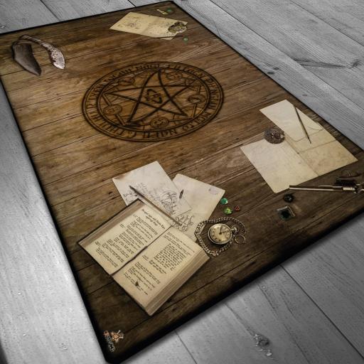 Tapete de neopreno 140x80 cm - MESA LOVECRAFT (Edición 2023)