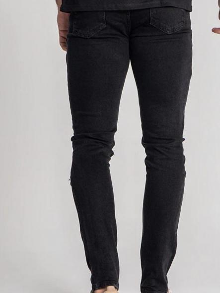 Pantalon pitillo con rotos [1]