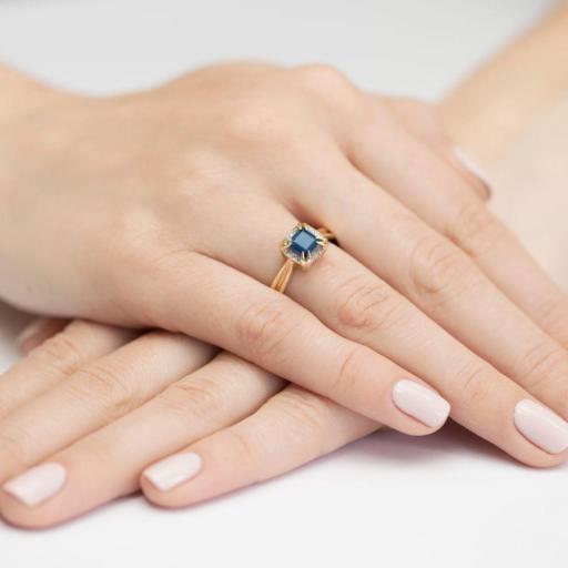 Anillo Charlotte Oro Amarillo 14K con Zafiro 0,70 ct y Diamantes Certificado [3]