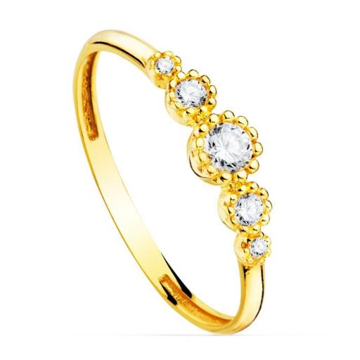 Anillo Oro Amarillo 18K con Circonita Central y Laterales – Elegante y Fino