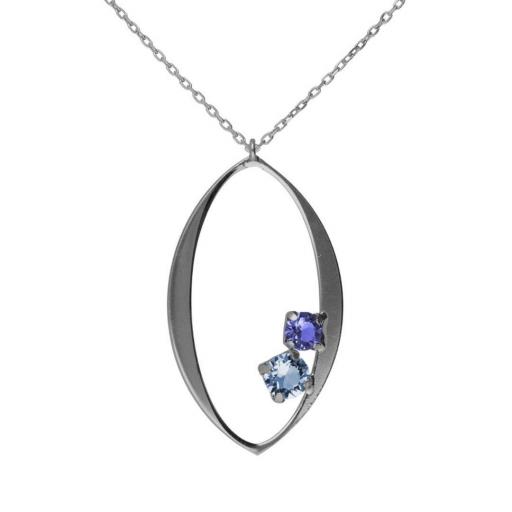 COLLAR ALPINA CON CRISTALES AZULES Y PERLA EN PLATA DE LEY BAÑADA EN RODIO · VICTORIA CRUZ