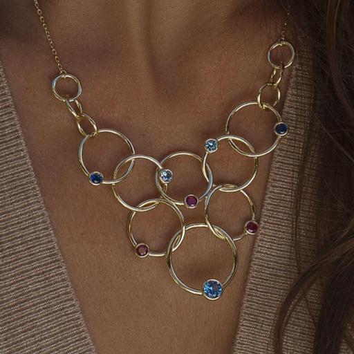 Collar Dorado de Círculos Entrelazados – Elegancia Moderna y Femenina [1]