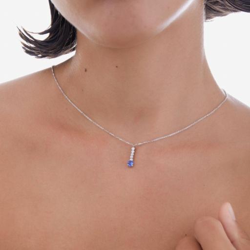 Collar Shine Rivière Aguamarina en Plata bañada en Rodio – Destello Azul Sereno - Victoria Cruz [1]