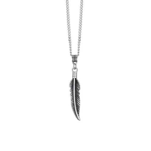 Collar Masculino con Pluma – Accesorio Moderno para Todos los Días