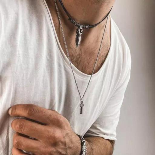 Collar de cuero natural y dijes de acero Punta de lanza para hombre  [1]