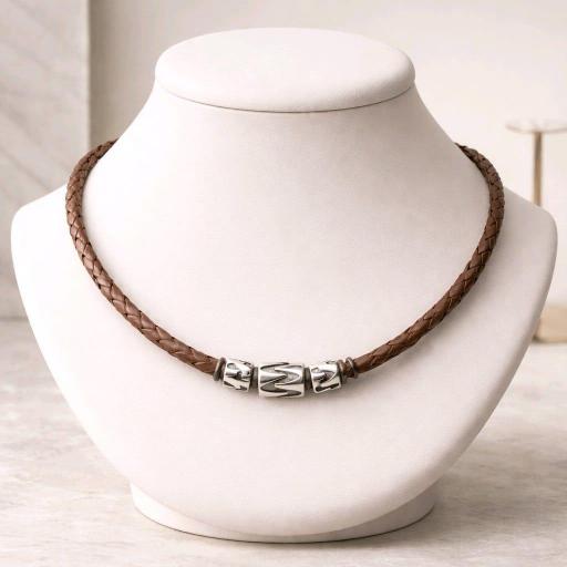 Collar de hombre de piel trenzada natural con cuentas de acero inoxidable [2]