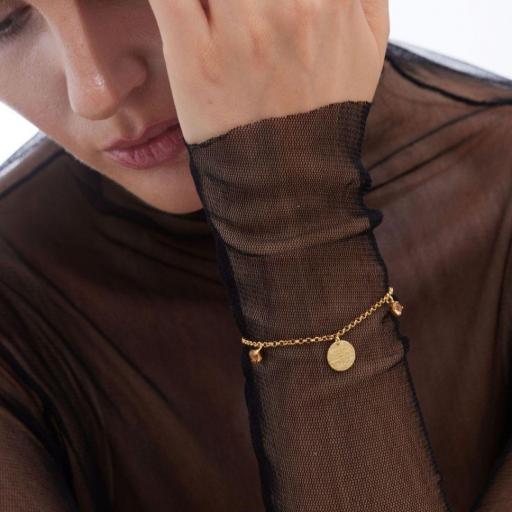 PULSERA NOISE DE PLATA DE LEY BAÑADA EN ORO 18K CON CRISTAL CHAMPÁN · VICTORIA CRUZ [1]