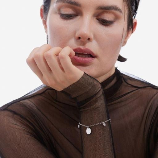PULSERA NOISE DE PLATA DE LEY BAÑADA EN RODIO CON CRISTAL BLANCO · VICTORIA CRUZ [1]