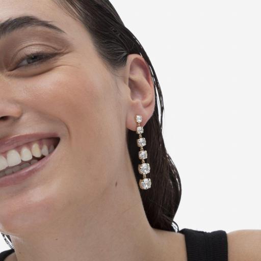 Pendientes Celine Cascade Oro 18K con Cristal Blanco- Victoria Cruz  [1]