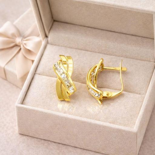 Pendientes Oro 18K con Circonitas Carré y Diseño Cruzado Elegante [1]