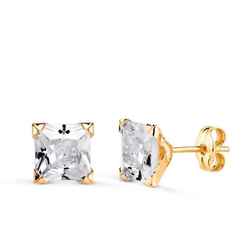 Pendientes Oro Amarillo 18K con Circonita Cuadrada – Brillo Geométrico de 7 mm