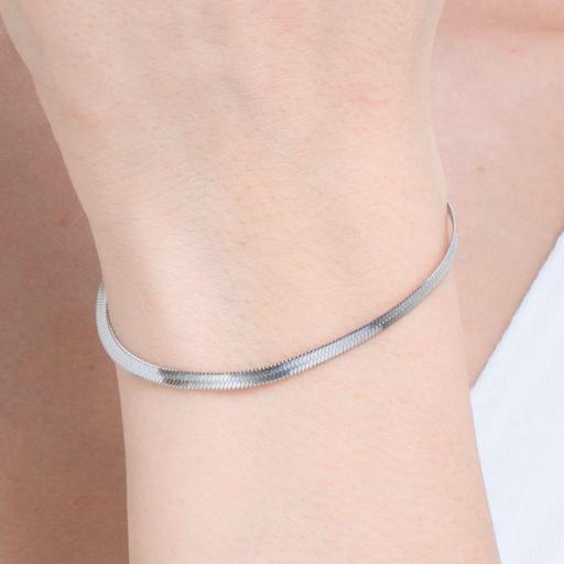 Pulsera Plana de Acero Estilo Serpiente con Alargador – Acabado Plateado [1]