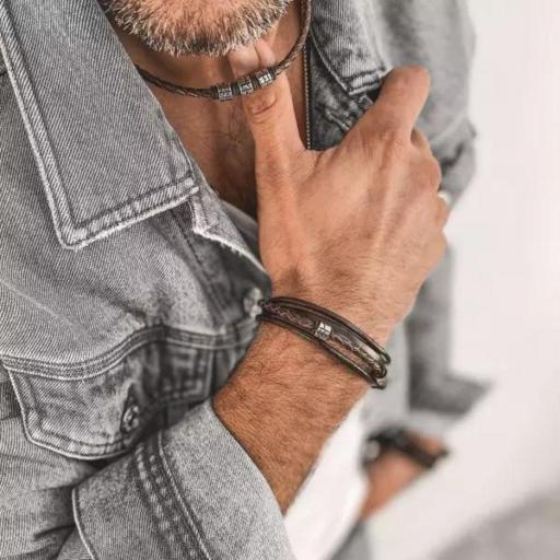 Pulsera de hombre marrón fabricada en piel y correa natural [1]