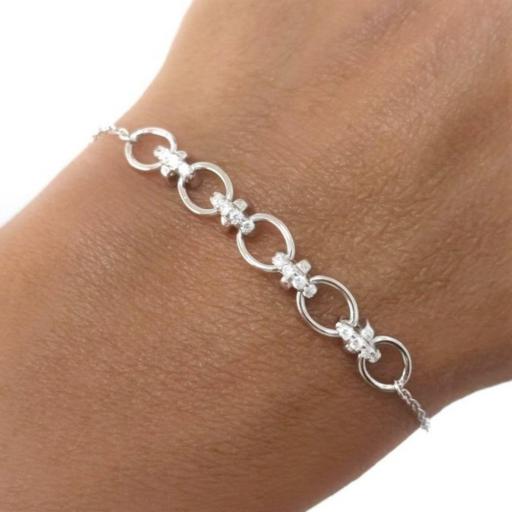 Pulsera de plata con un trozo de decorativos eslabones  [1]